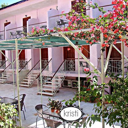 Ferienwohnung Kristi Poros  Exterior foto