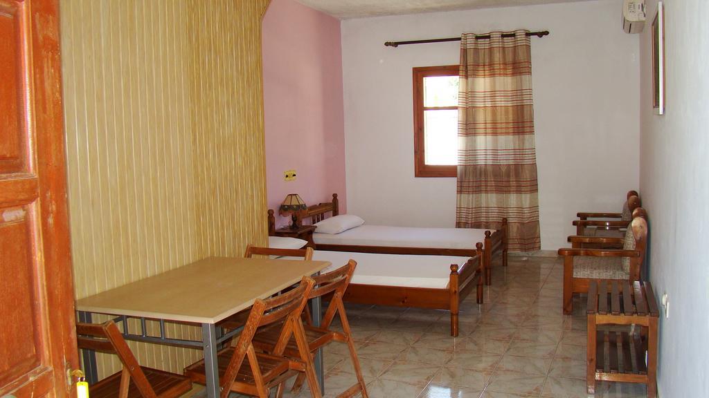 Ferienwohnung Kristi Poros  Zimmer foto