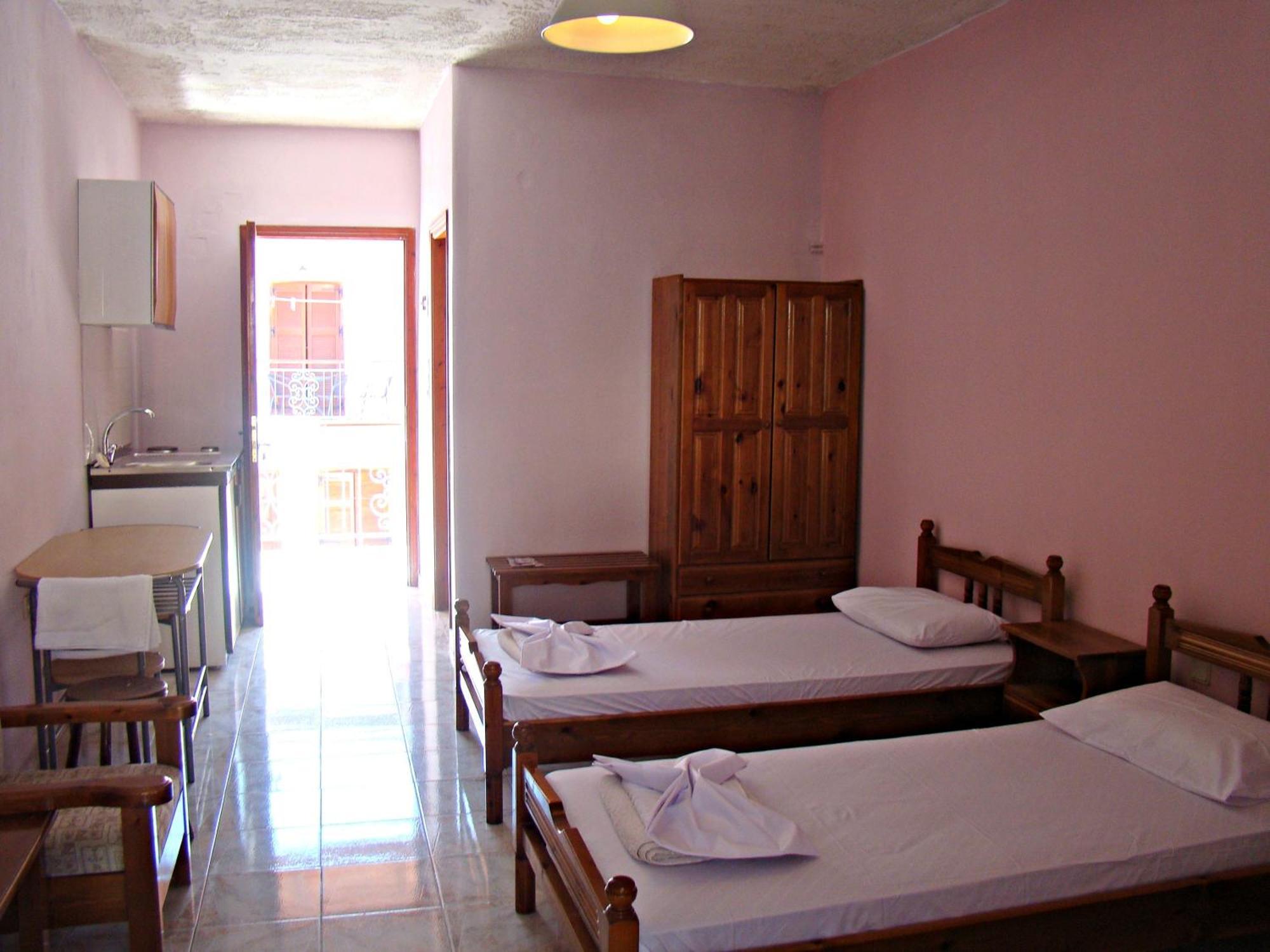 Ferienwohnung Kristi Poros  Zimmer foto